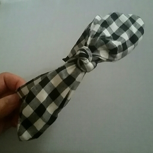 Black White Gingham Print Fabric Headband with Bow - Picture 5 of 6